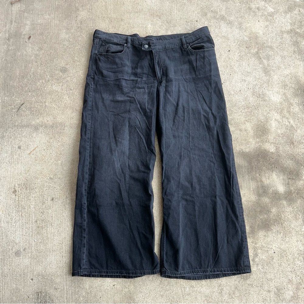 AE Dreamy Drape Strigid Low Rise Ultra Wide Leg Jean Black Size 20 - Picture 1 of 8